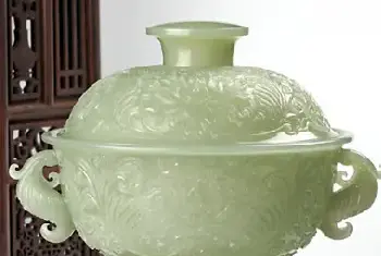 玉雕大师陈大军作品薄胎雕花盖碗(玉雕大师)