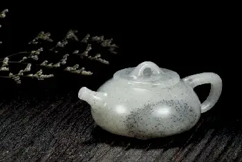 如何区分墨玉和青花玉？(玉石科普)